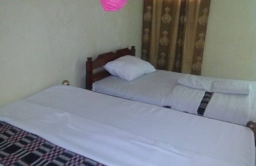 Bondo Hotel | Green Court Hotel