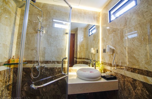 Ha Dong Hotel | Green Hadong Hotel