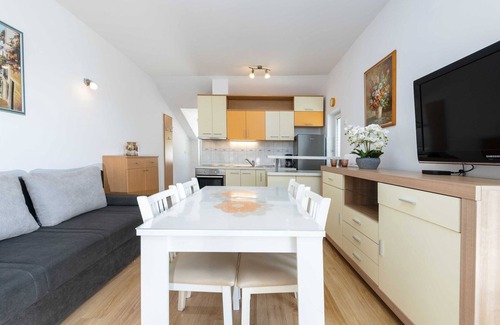 Babin Kuk Apartment | Green Hills Apartment - One Bedroom Apartment with Balcony and Sea View
