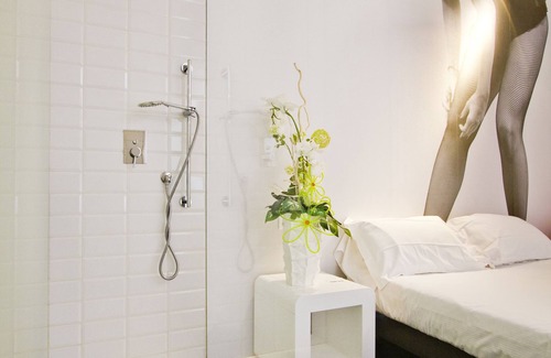 Corgeno Hotel | Green Hotel Motel