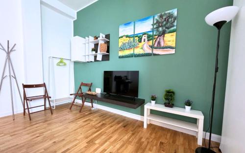 Dergano Apartment | Green House- 1 min metro - 15 min Duomo