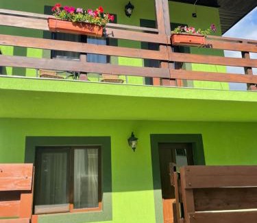 Calimanesti House | Green House Inn