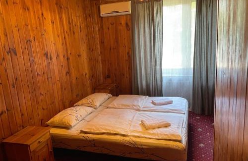 Tarczyn Hotel | Green House