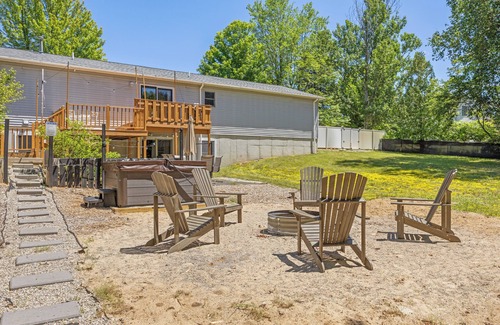 Grawn House | Green Lawn