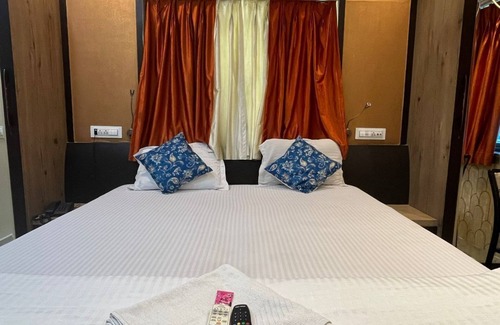 Kolkata Hotel | Green Leaf Regency