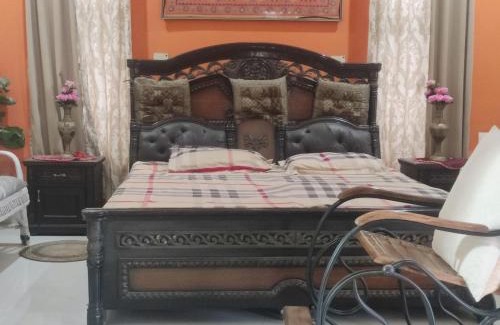 Varanasi House | Green Meadows Homestay
