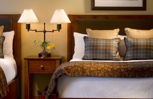 South Burlington Hotel | Green Mountain Suites Hotel