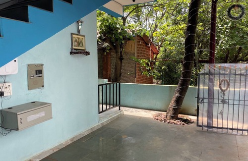 Anjuna House | Green Nest 6BR Homestay in Goa by Homeyhuts
