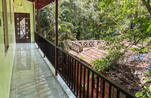 Anjuna House | Green Nest 6BR Homestay in Goa by Homeyhuts