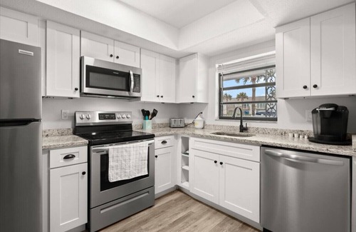 Southern Shores House | Green Palms Oceanfront 2 Bed Townhouse