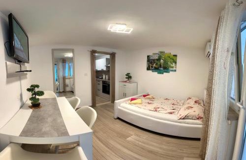 Secovlje Apartment | Green Place Portoroz RC