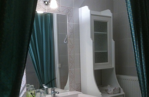 Labastide-Beauvoir Cottage | Green Room Gites des Arcades Labastide Beauvoir