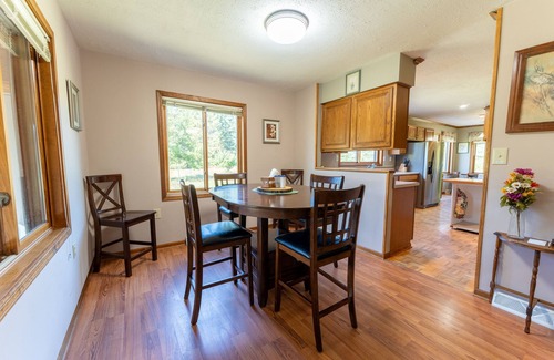 Newberry House | Green's Frosty Acres: A Fall Haven Near Trails and Tahquamenon Falls