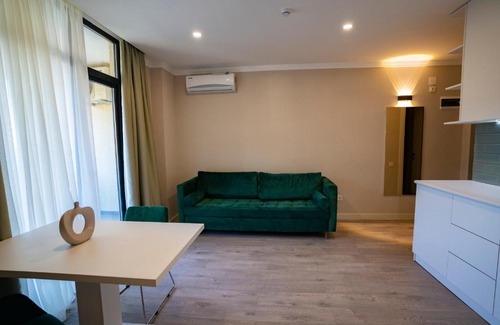 Gonio Apartment | green side 702