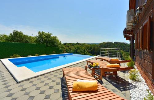 Bedenica Ski Chalet | Green silence