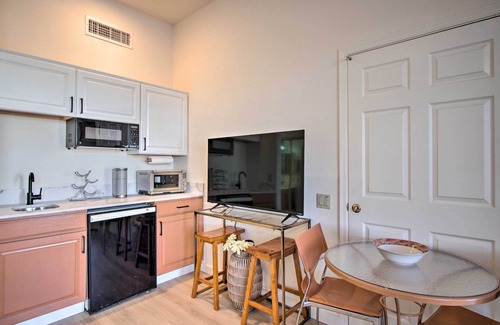 San Ignacio Vista II Estates Apartment | Green Valley Studio in 55+ Community!