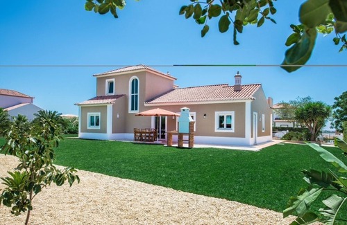 Olhao House | Green Villa