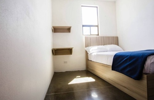 San Ramon Apartment | Greenest 2 bedroom couples rental with free parknig