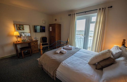 Inishmacatreer Hotel | Greenfield Lodge Hotel Bar & Bistro