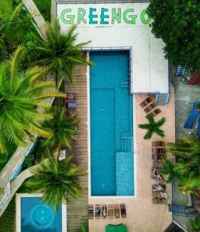 Chicanutz House | Greengos Hotel