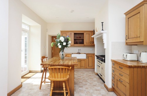 Kelty House | Greenknowes Entire Private Estate