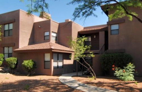 Tucson Apartment | Greens at Ventana Canyon #13105