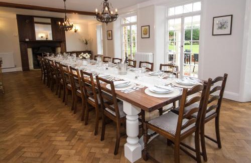 Towcester House | Greens Norton House