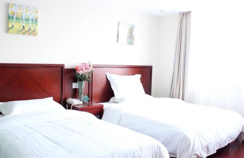 Weihai Hotel | GreenTree Inn ShanDong WeiHai RongCheng Bus Station BORDER TRADE CITY Express Hotel