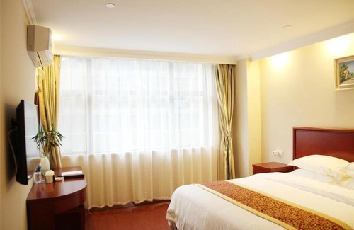 Jingkou District Hotel | GreenTree Inn Zhenjiang Dagang New District Tonggang Road Butterfly Square Hotel