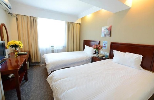 Jingkou District Hotel | GreenTree Inn Zhenjiang Dagang New District Tonggang Road Butterfly Square Hotel