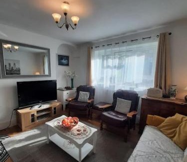 Greenwich West Apartment | Greenwich Haven, London