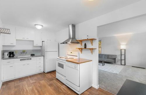 Phinney Ridge House | Greenwood's Wildflower Glow - Walk Score 81