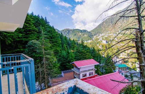 Dharamshala Hostel | Greenwoods Inn Mcleodganj #Parking #lift #All Balcony Rooms #Rooftop Terrace #Prime Location