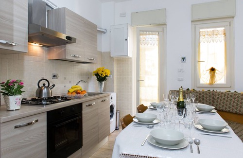 Quartiere XIII Aurelio Apartment | GREGORY BIG FAMILY