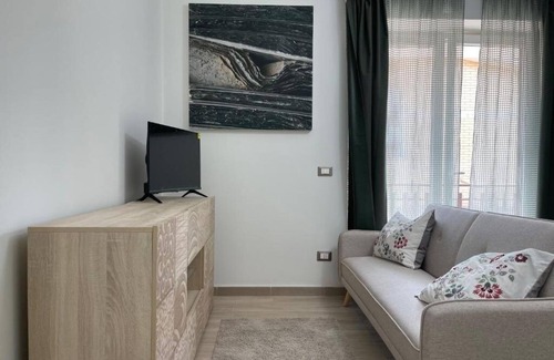 Zona XVIII Capannelle Apartment | Greta family house: Clare