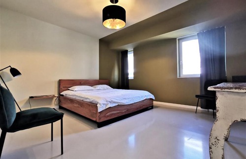 Floresti Apartment | Grey Apartments