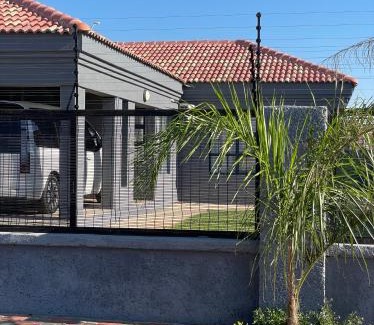 Palapye House | Grey Net