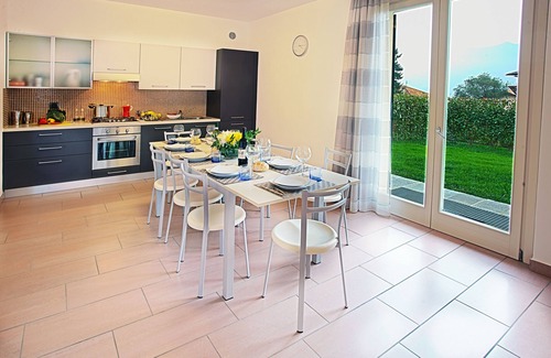 Cadenabbia Apartment | Griante residence apartment no 5 with pool and sauna by Italian Apartments