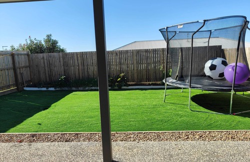Griffin House | Griffin Family Stay – 4BR Modern Home