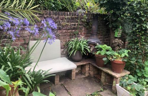 Larkhall Apartment | Griffin House Holiday Apartments