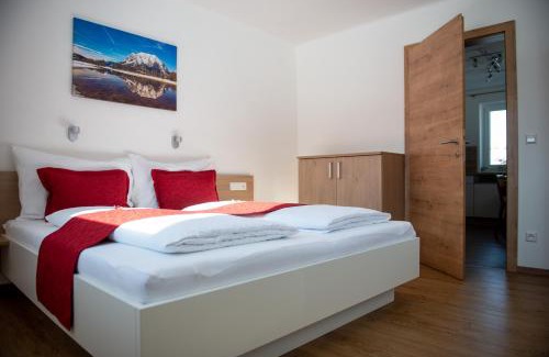 Niederoeblarn Apartment | Grimming-Panorama