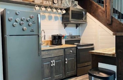 Martin City Ski Chalet | Grinnell Chalet