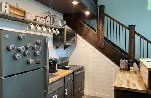 Martin City Ski Chalet | Grinnell Chalet