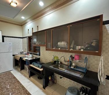 Salatiga House | Griya Sekawan Homestay