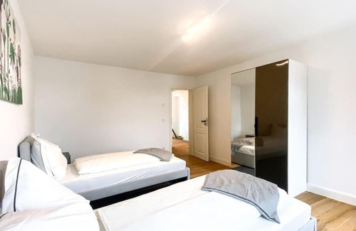 Linnich House | Großes Ferienhaus mit Garten