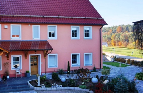 Haundorf Apartment | Großzügig eingerichtete Ferienwohnung für bis zu 6 Personen