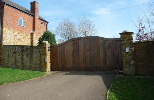 Towcester Apartment | Grooms Cottage