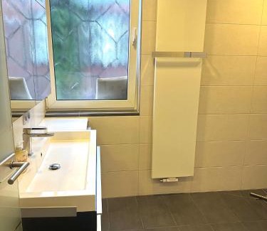 Eschweiler Apartment | Grosse Wohnung Vollausgestattet