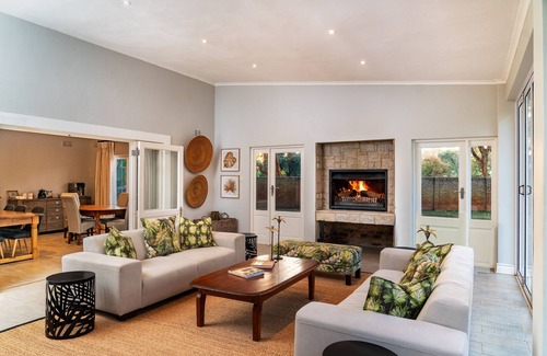 Harare East Bed & Breakfast | Grosvenor House