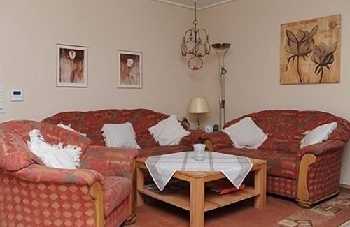 Greetsiel Apartment | Ground-floor, cozy vacation apartment with large sun terrace
